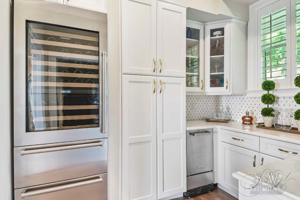 Golden Touch Kitchen and Butler's Pantry by Sarah Kraus Bartelson - S&W Kitchens - Photo 27