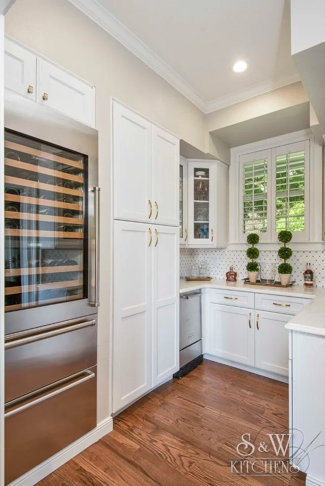 Golden Touch Kitchen and Butler's Pantry by Sarah Kraus Bartelson - S&W Kitchens - Photo 18