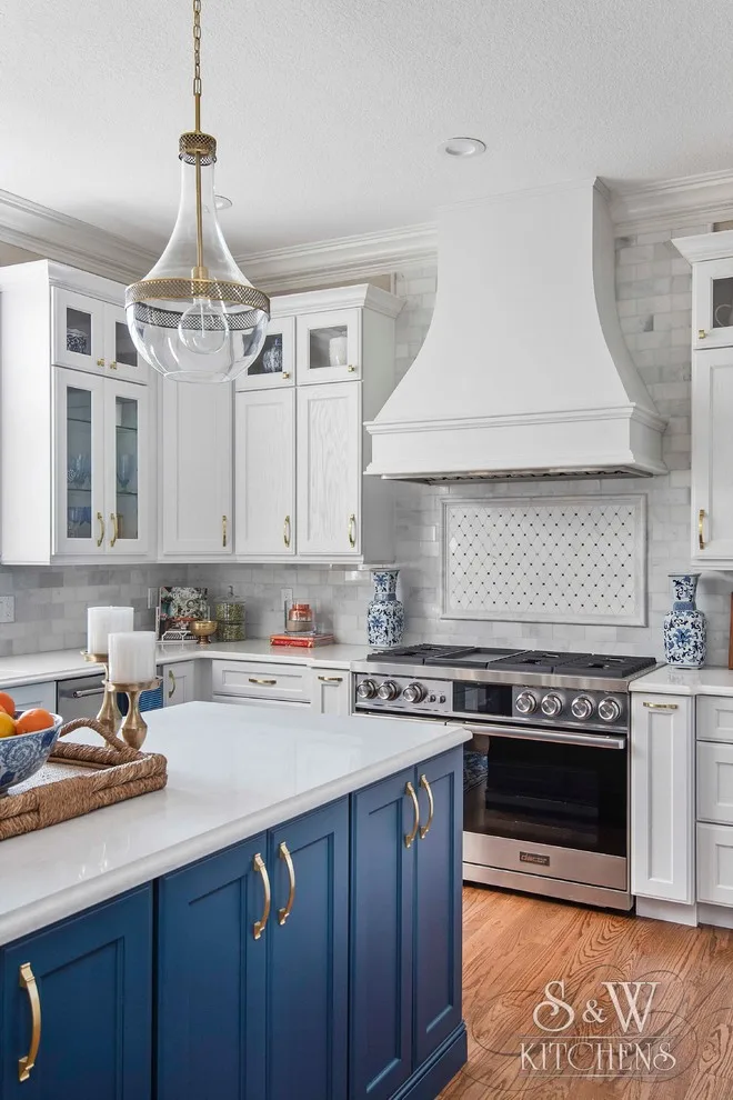 Golden Touch Kitchen and Butler's Pantry by Sarah Kraus Bartelson - S&W Kitchens - Photo 3