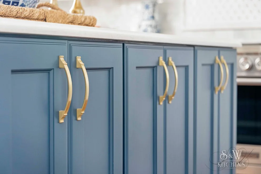 Golden Touch Kitchen and Butler's Pantry by Sarah Kraus Bartelson - S&W Kitchens - Photo 20