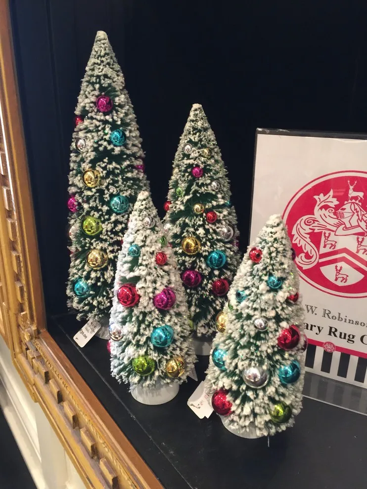 Festive Decorations by The Lee W. Robinson Company - Photo 2