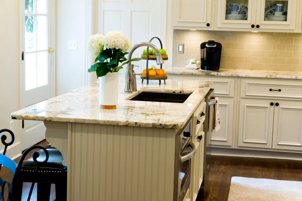 Residential Remodeling by R&R Enterprises Inc - Photo 27