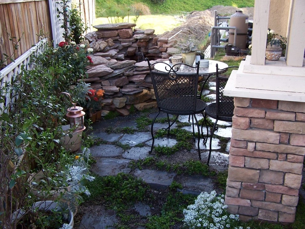 water features by Krueger Property Investments - Photo 7