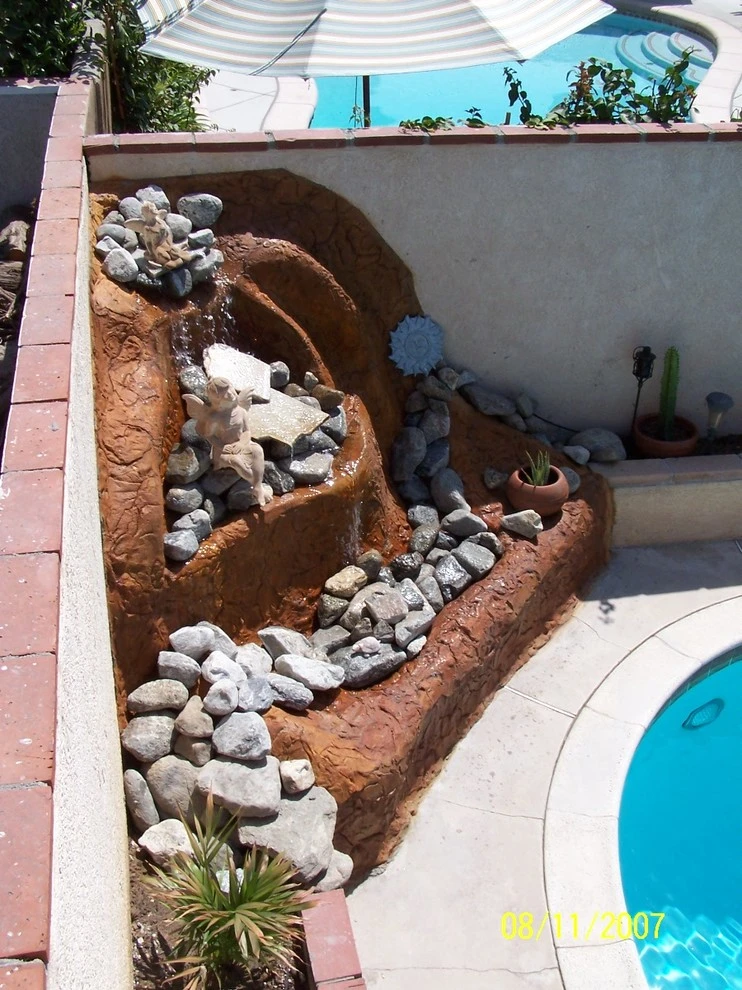 water features by Krueger Property Investments - Photo 53