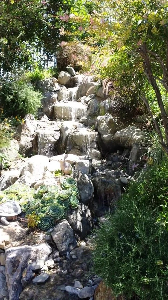 water features by Krueger Property Investments - Photo 9