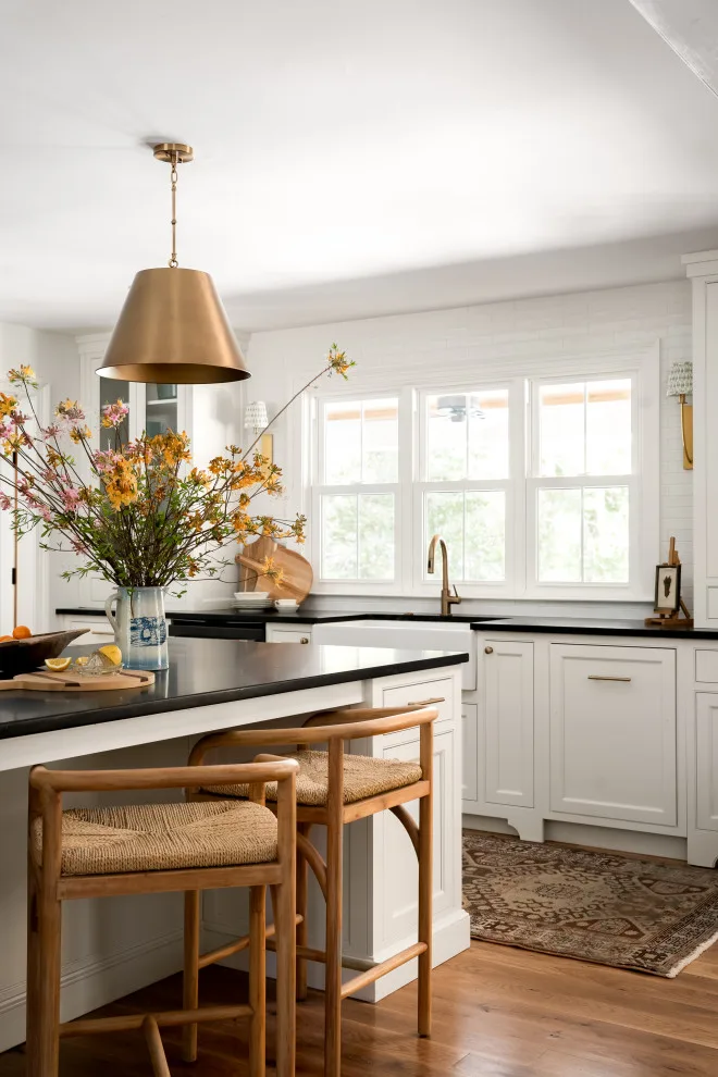 Hilltop Home by Gretchen O. Studio - Photo 37