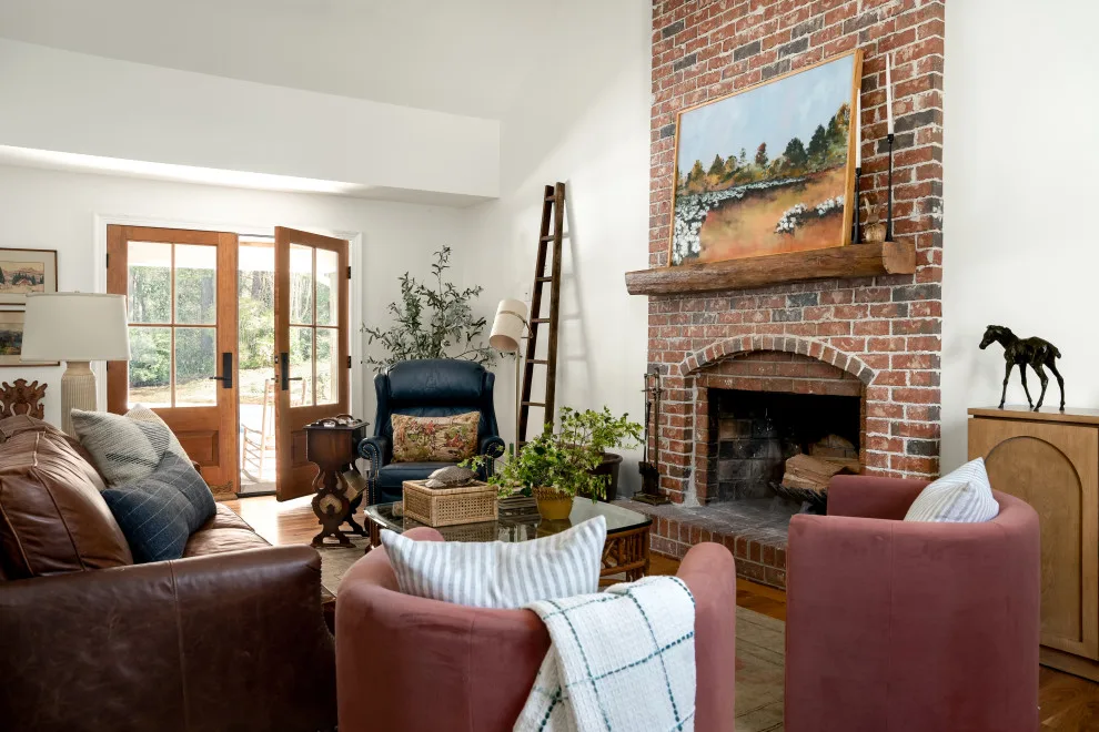 Hilltop Home by Gretchen O. Studio - Photo 18