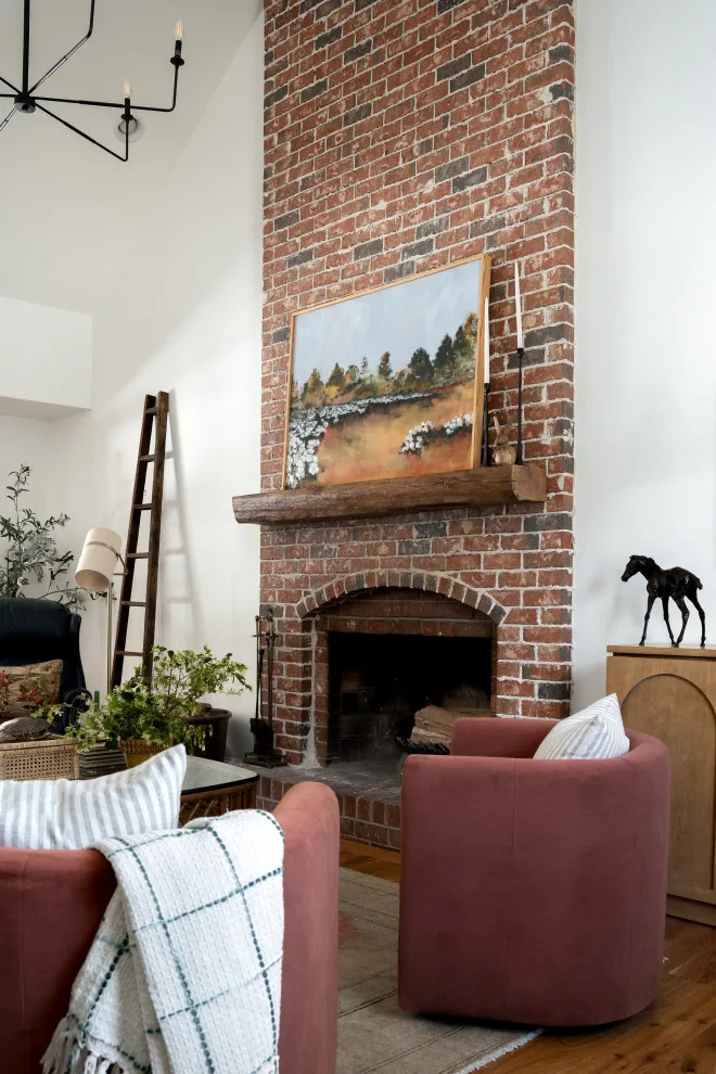 Hilltop Home by Gretchen O. Studio - Photo 20