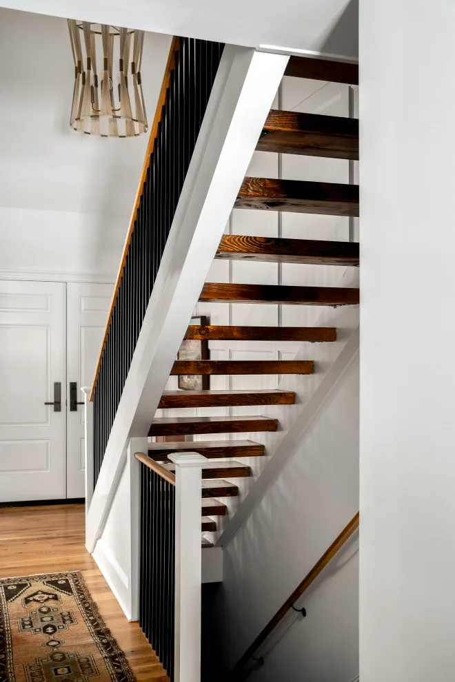 Hilltop Home by Gretchen O. Studio - Photo 28