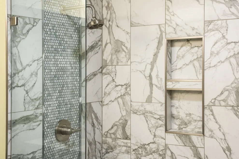 Hurstbourne Restroom by Blandford & Co. - Photo 3