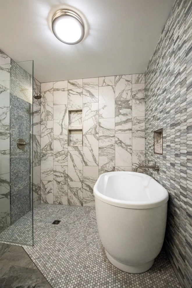 Hurstbourne Restroom by Blandford & Co. - Photo 7