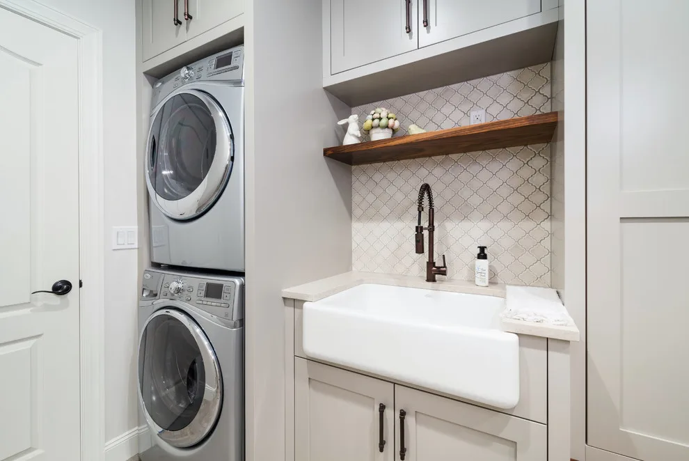 Mudroom at Island Lake by Labra Design Build - Photo 31