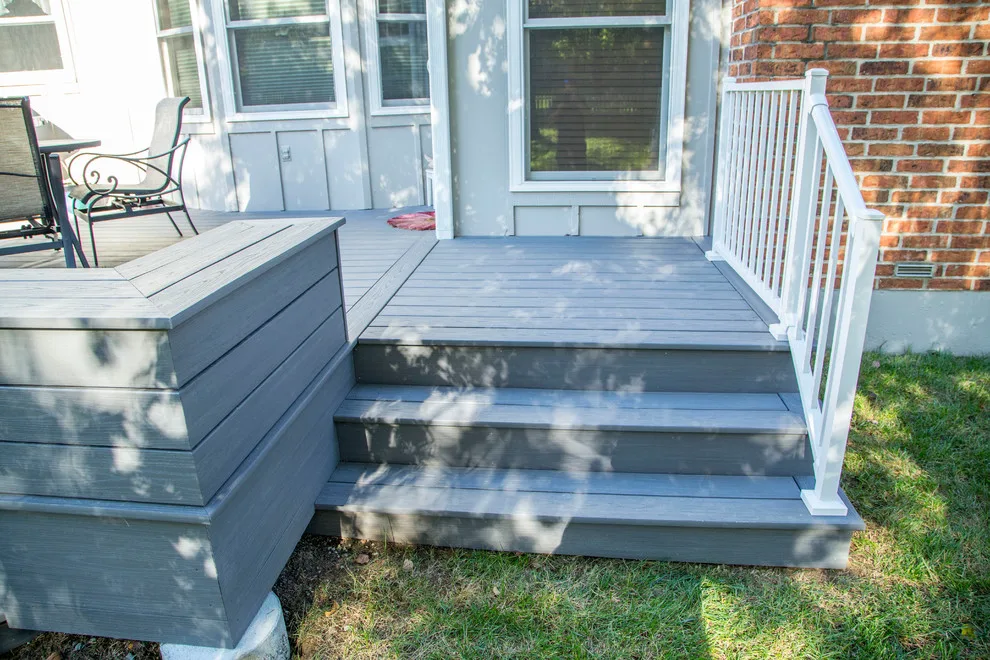 Azek Deck at Island Oak by Stumpff HomeWorks, LLC - Photo 4