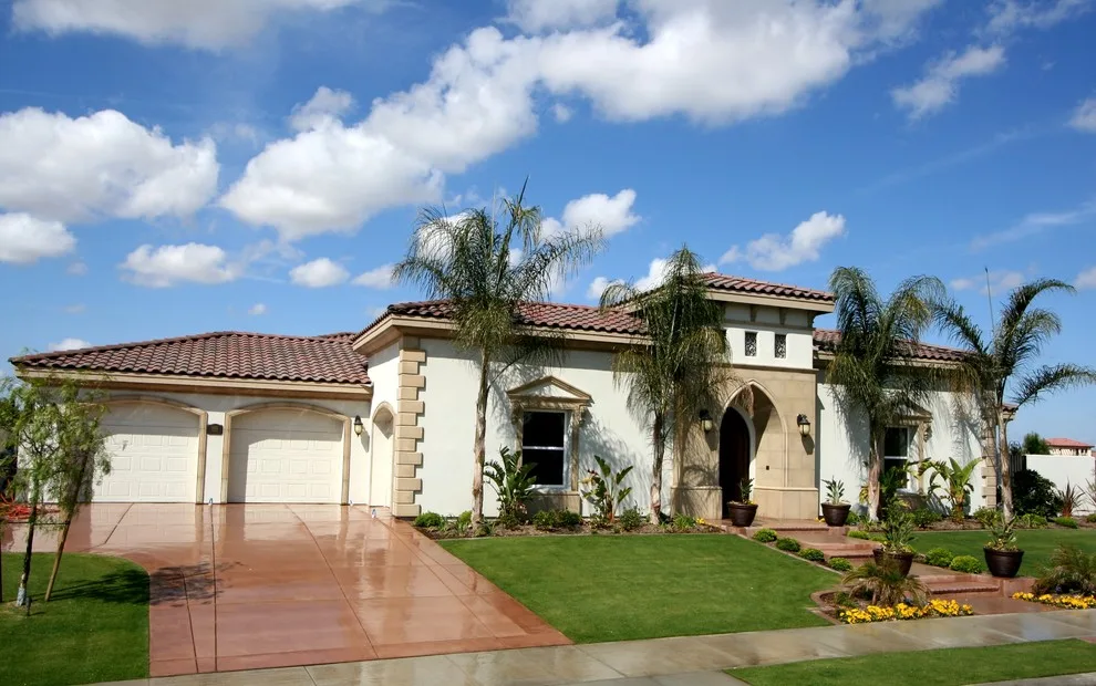 Italian Villa Courtyard by Sweaney Custom Homes, Inc. - Photo 22
