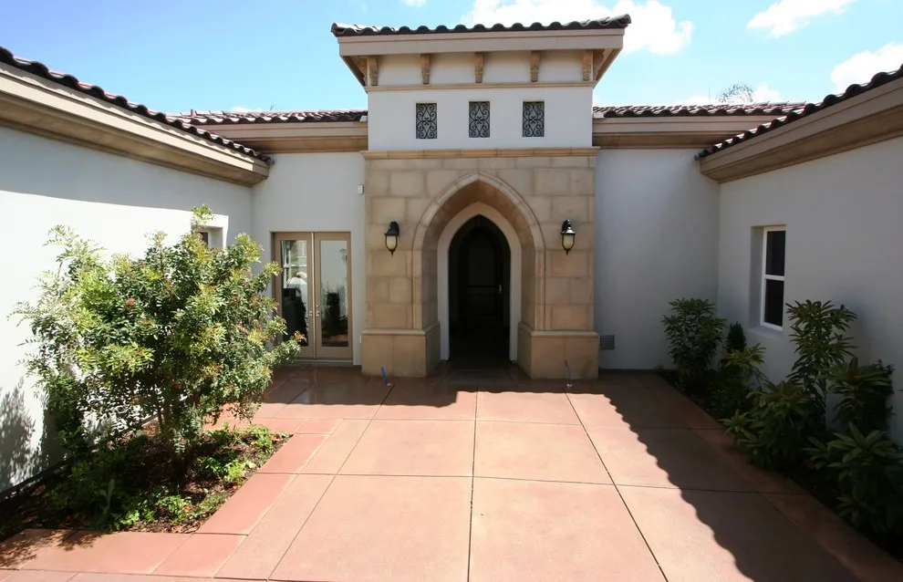 Italian Villa Courtyard by Sweaney Custom Homes, Inc. - Photo 23