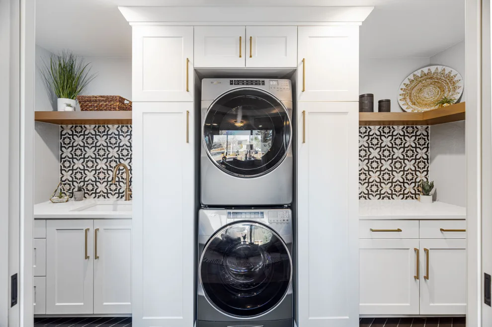 Janna Dr Ground Floor Renovation by Freestone LLC Design-build - Photo 4