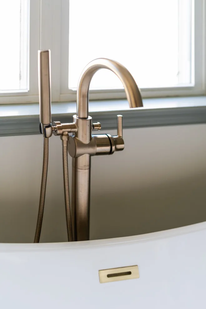 Johnson Village Main Bathroom by Casey Eves Design - Photo 10