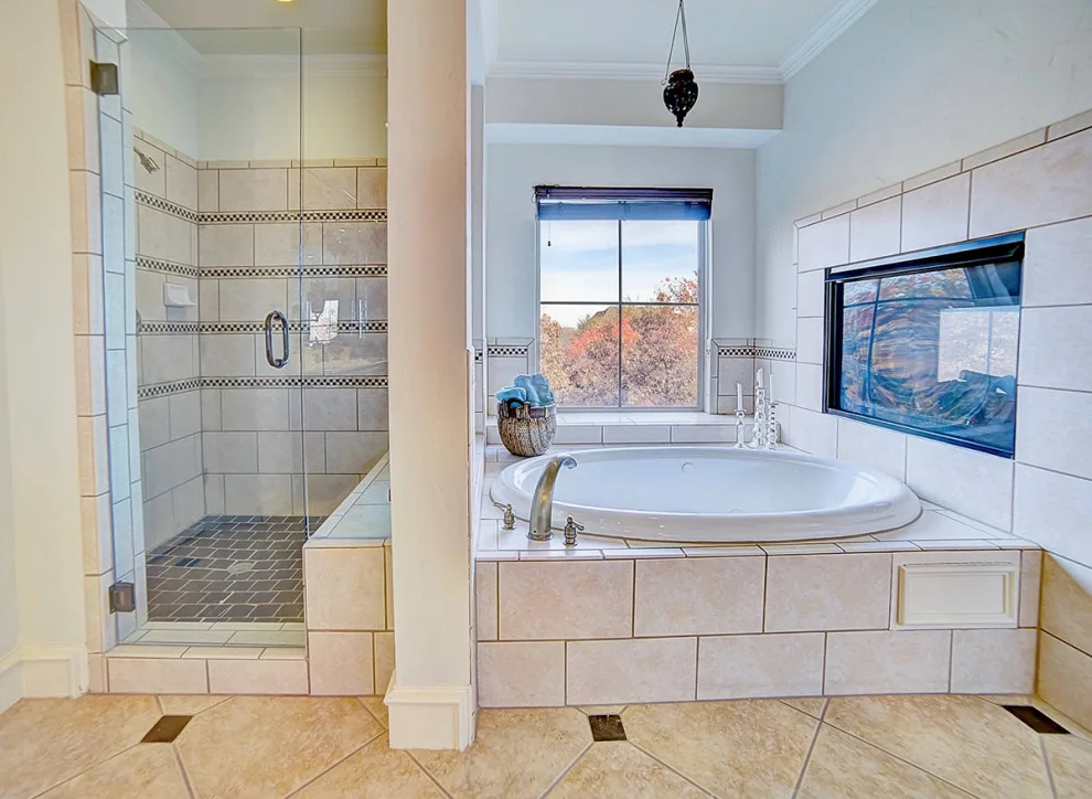 Arthurian Spa Sanctuary by EURO Design Build - Photo 8