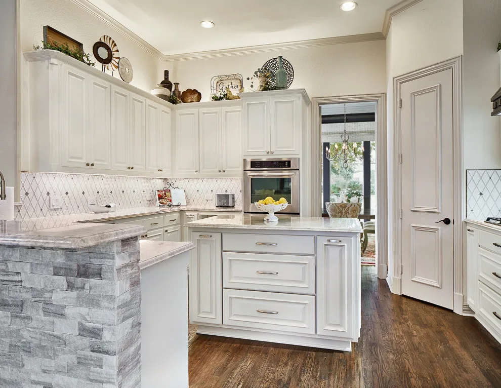 William's Kitchen Renovation by EURO Design Build - Photo 10