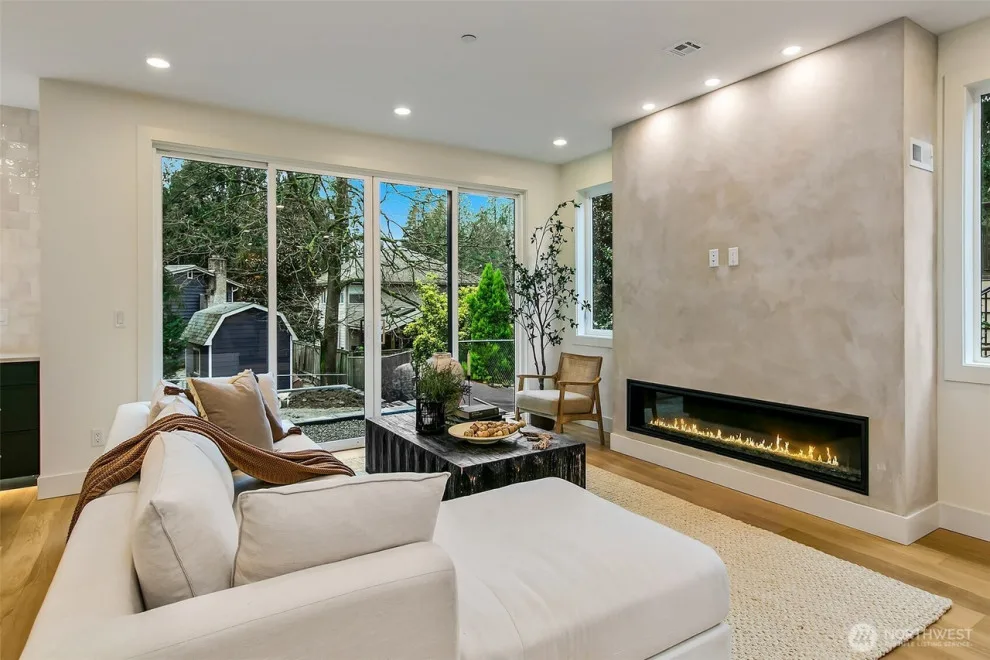 Kirkland Modern Construction by United Signature - Photo 8