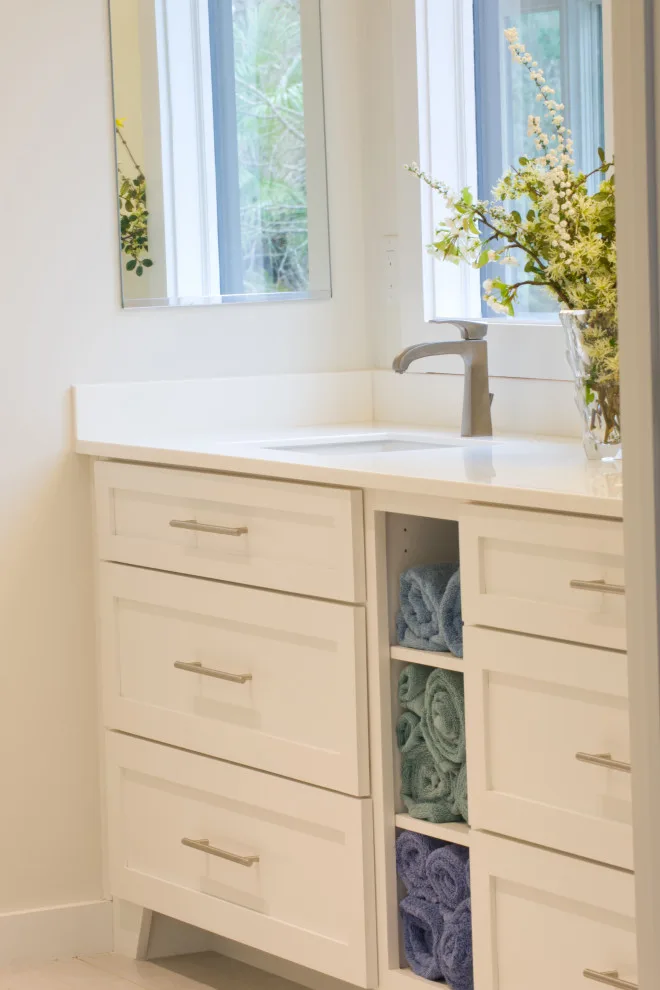 Home Kitchen and Bathroom Renovations by R&R Enterprises Inc - Photo 12