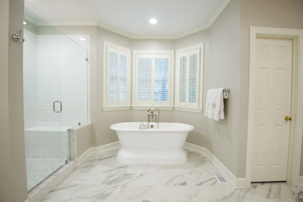 Home Kitchen and Bathroom Renovations by R&R Enterprises Inc - Photo 9