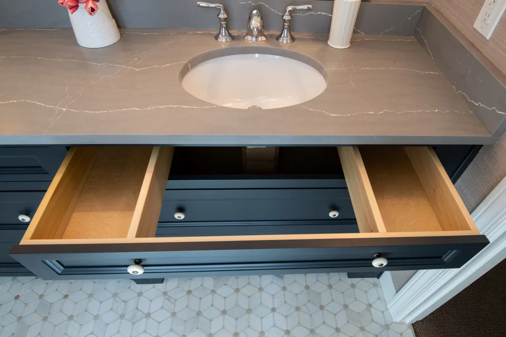 Bespoke Kitchen and Bathroom Renovation by R&R Enterprises Inc - Photo 54