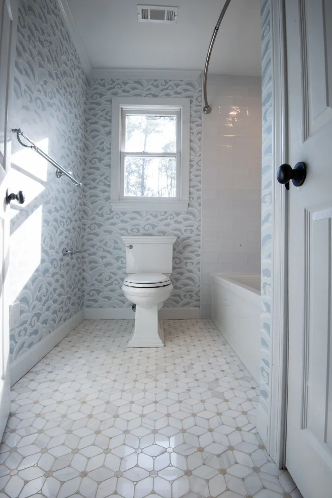 Bespoke Kitchen and Bathroom Renovation by R&R Enterprises Inc - Photo 11