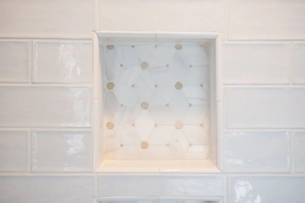 Bespoke Kitchen and Bathroom Renovation by R&R Enterprises Inc - Photo 10