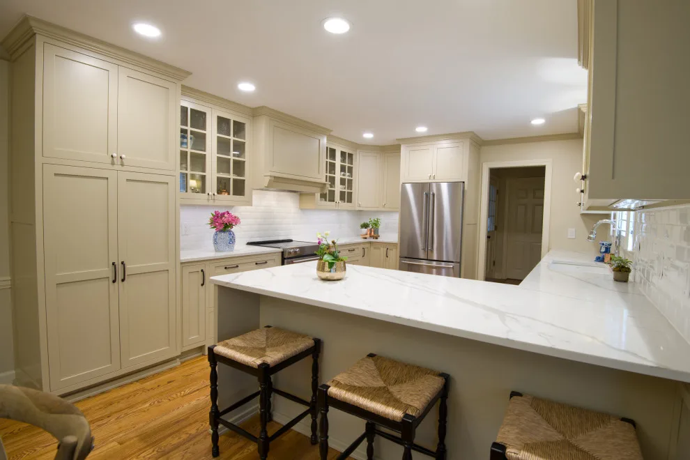 Bespoke Kitchen and Bathroom Renovation by R&R Enterprises Inc - Photo 13