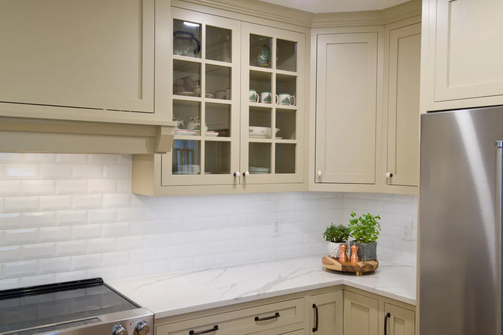 Bespoke Kitchen and Bathroom Renovation by R&R Enterprises Inc - Photo 18