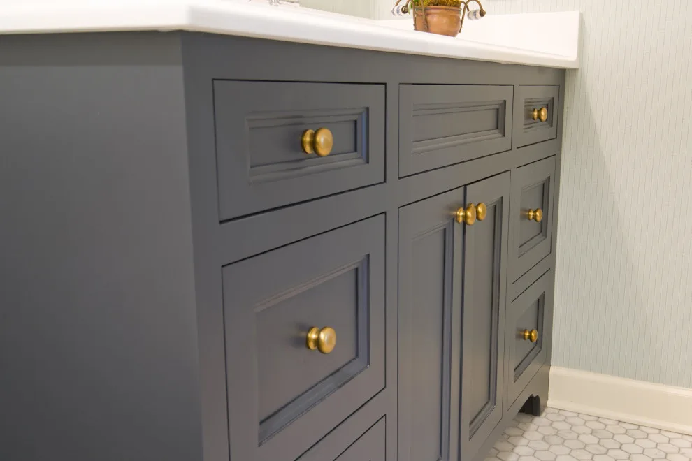 Bespoke Kitchen and Bathroom Renovation by R&R Enterprises Inc - Photo 49