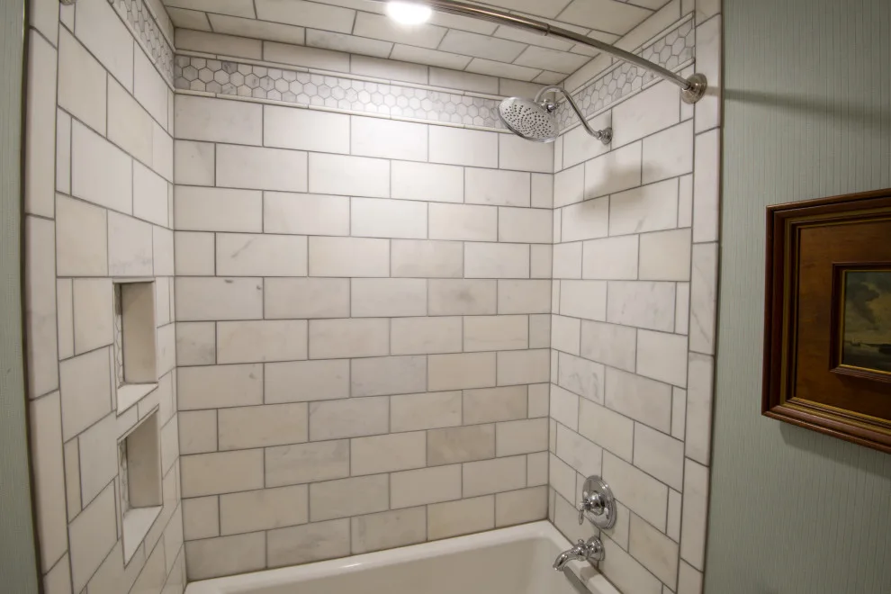 Bespoke Kitchen and Bathroom Renovation by R&R Enterprises Inc - Photo 34