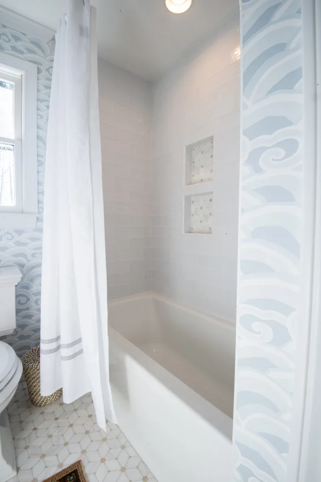 Bespoke Kitchen and Bathroom Renovation by R&R Enterprises Inc - Photo 5