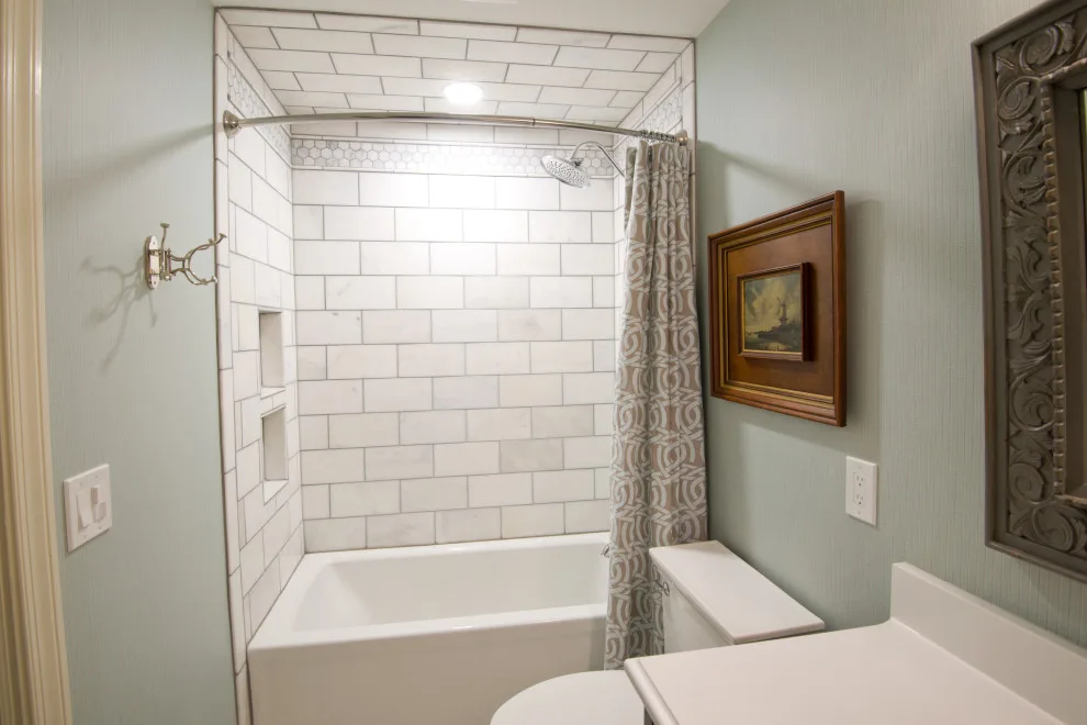 Bespoke Kitchen and Bathroom Renovation by R&R Enterprises Inc - Photo 28