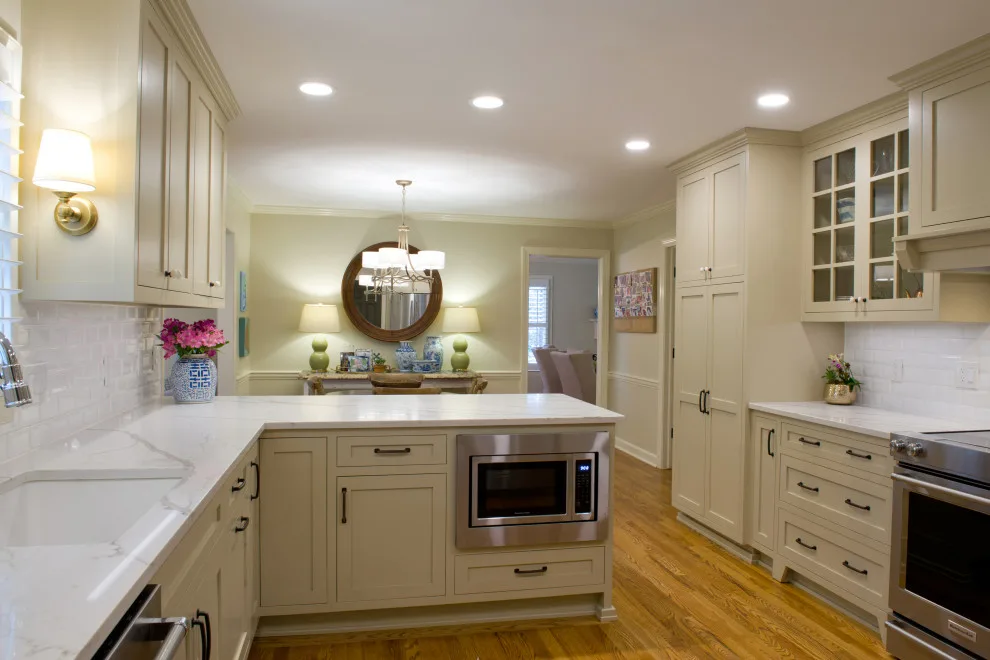 Bespoke Kitchen and Bathroom Renovation by R&R Enterprises Inc - Photo 57