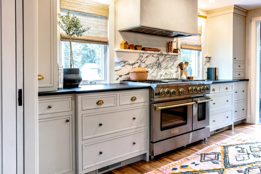 Swarthmore, PA Kitchen and Powder Room by Cocoon - Photo 18