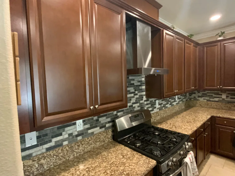 Kitchen Renovation B by Noor Construction Inc. - Photo 2