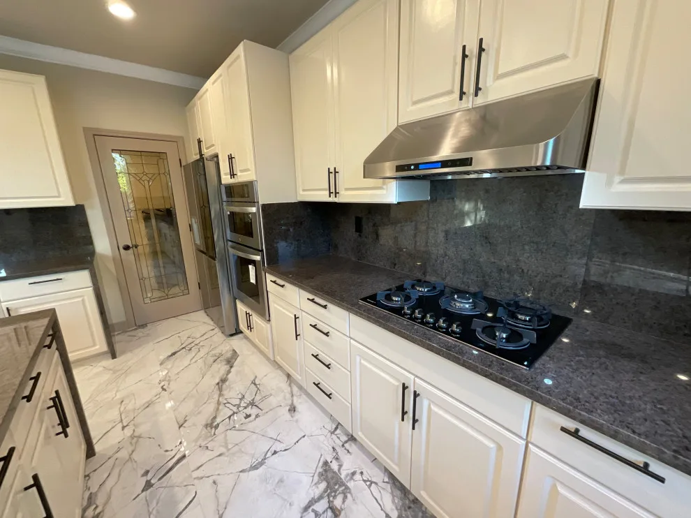 Kitchen Renovation Project by Noor Construction Inc. - Photo 2