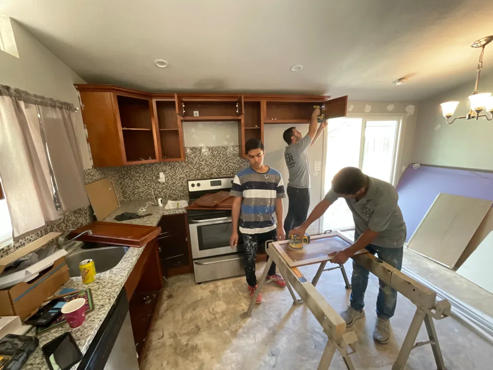 KITCHEN RENOVATION by Noor Construction Inc. - Photo 8