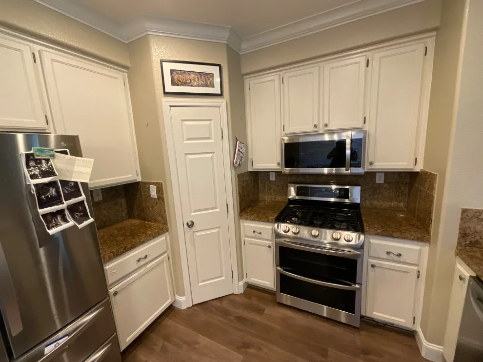 KITCHEN RENOVATION H by Noor Construction Inc. - Photo 22