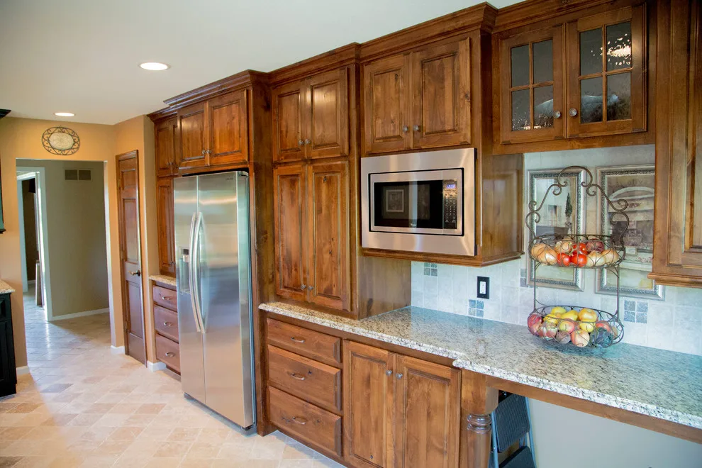 Alder Wood Kitchen by Stumpff HomeWorks, LLC - Photo 4