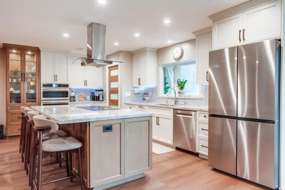 La Jolla Kitchen, Bathroom, and Master Suite Renovation by DM Hultenius Corporation - Photo 16