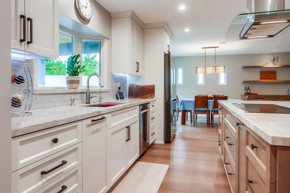 La Jolla Kitchen, Bathroom, and Master Suite Renovation by DM Hultenius Corporation - Photo 3