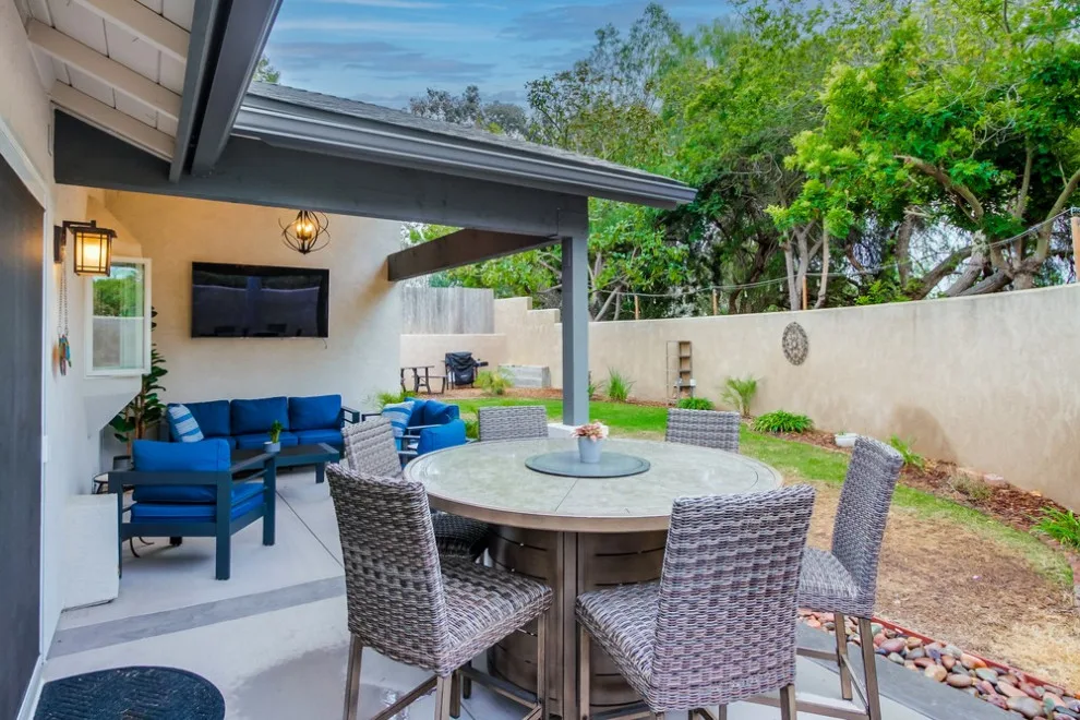 La Jolla Kitchen, Bathroom, and Master Suite Renovation by DM Hultenius Corporation - Photo 6