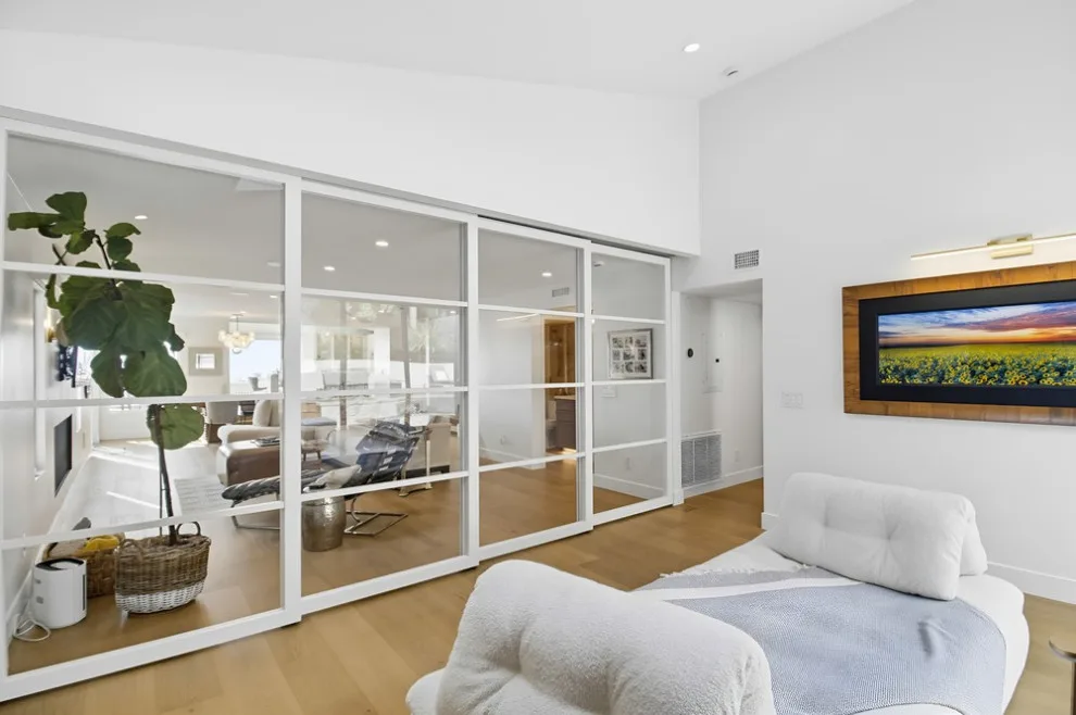La Jolla Complete Home Renovation by DM Hultenius Corporation - Photo 55