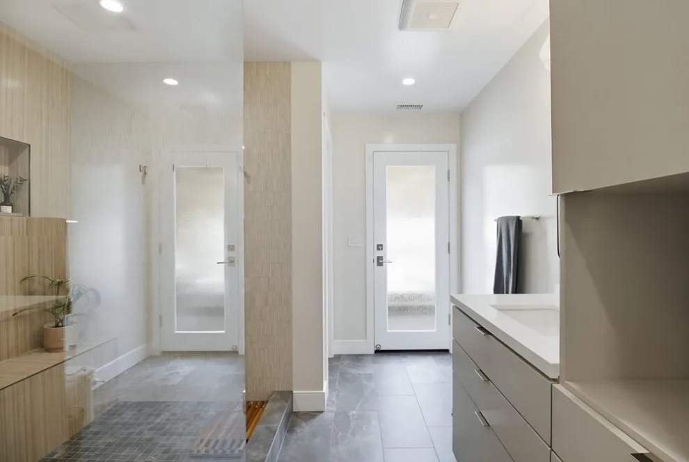 La Jolla Complete Home Renovation by DM Hultenius Corporation - Photo 22