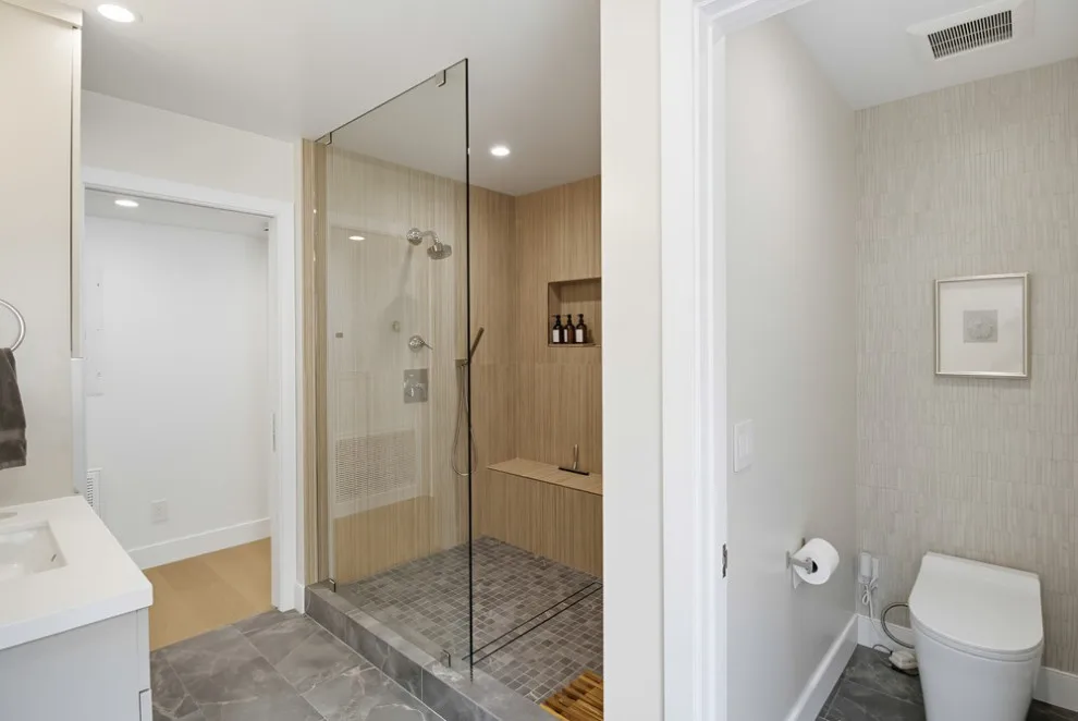 La Jolla Complete Home Renovation by DM Hultenius Corporation - Photo 54
