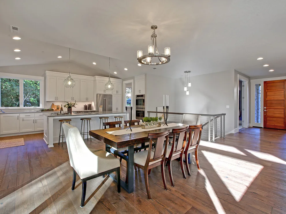 Custom Home in Lake Oswego, Oregon by Lifestyle Homes, Home Builders - Photo 4