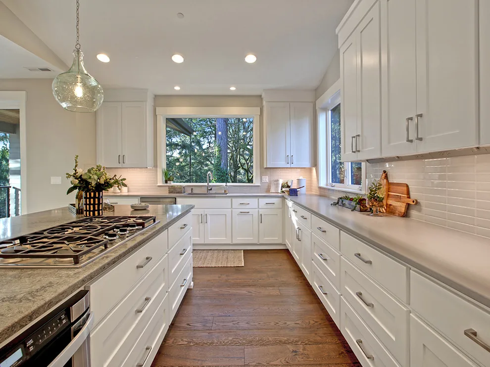 Custom Home in Lake Oswego, Oregon by Lifestyle Homes, Home Builders - Photo 20